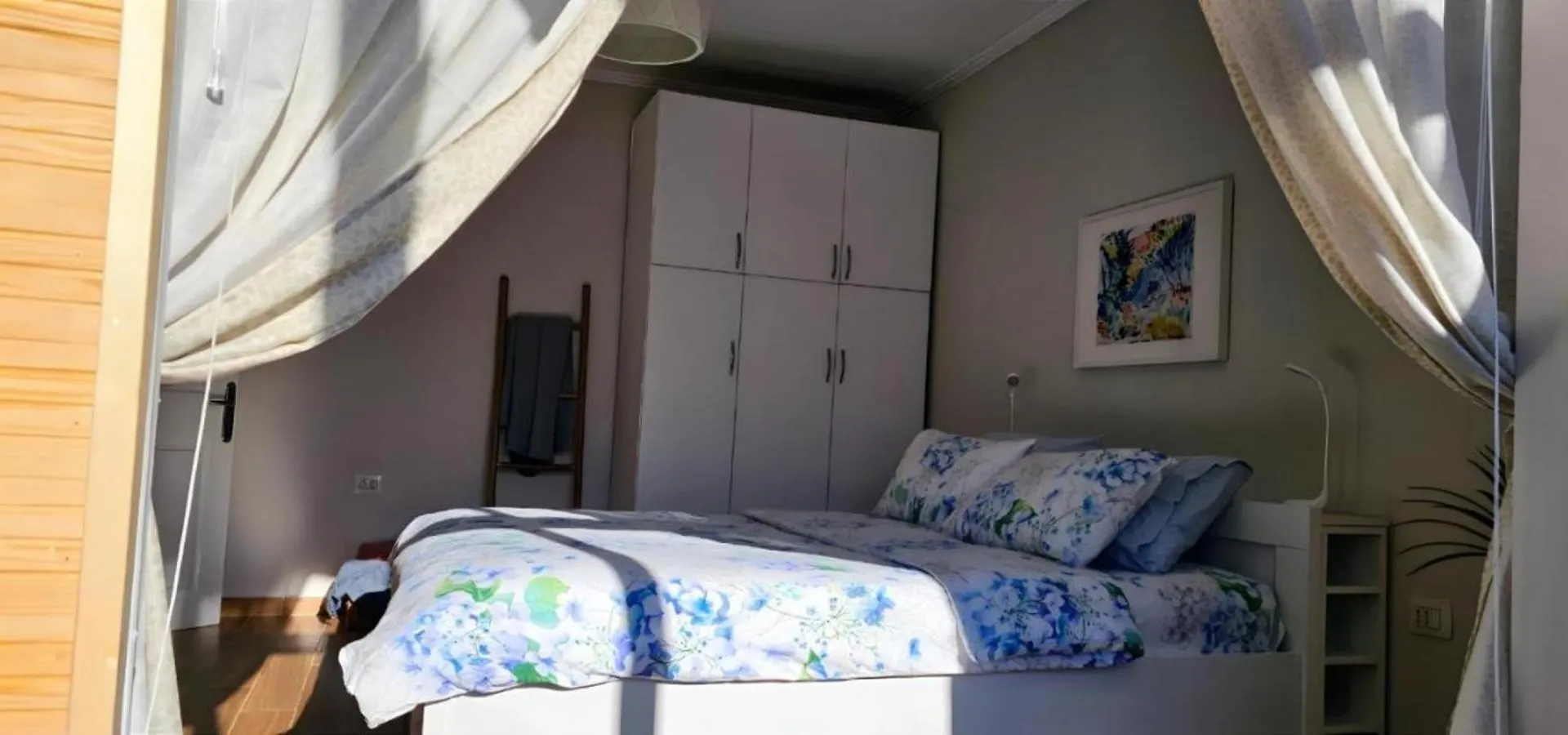 아파트 Nuci'S Place 티라나